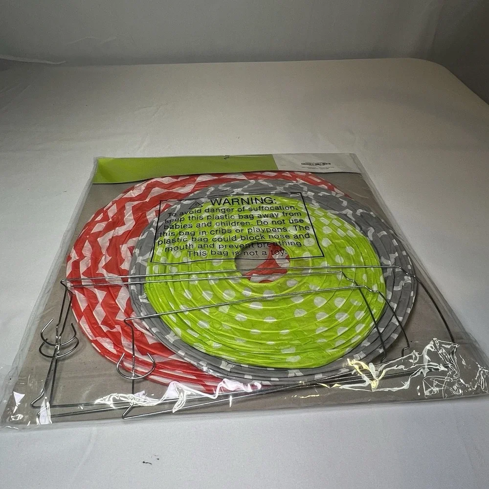 Renewing Minds Gray‎ Red Green Spheres 3 Per Pack 3 12